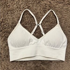 Lululemon sports bra size 6.
